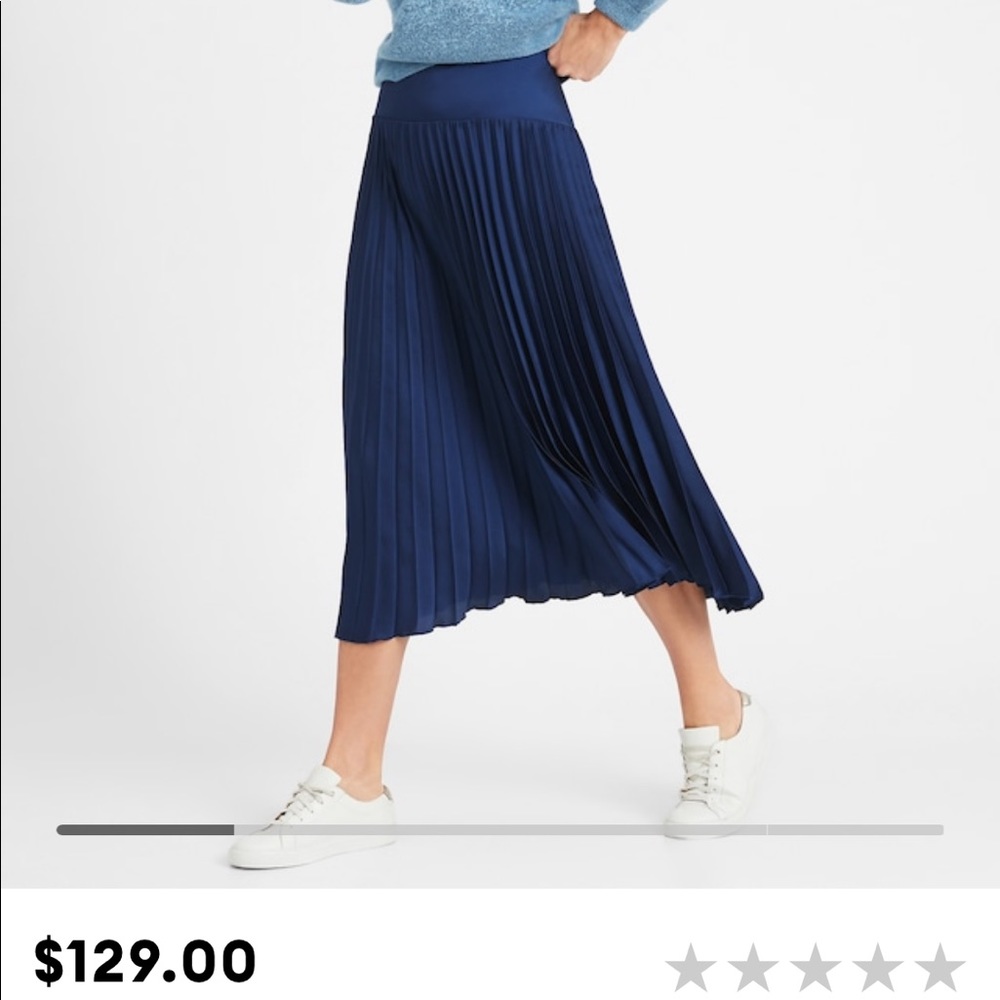 Banana Republic skirt still for sale their website
